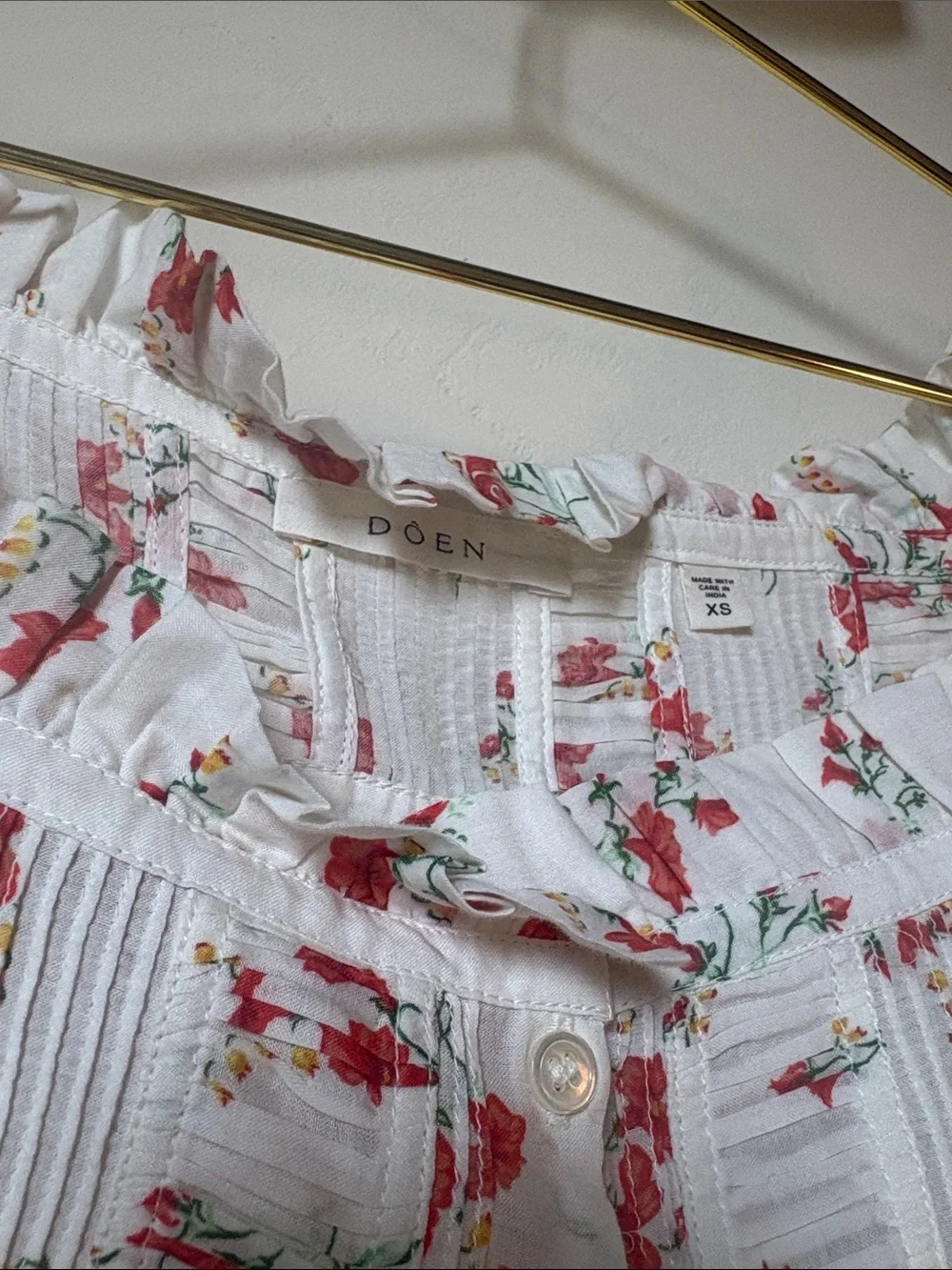 Doen Farley White Blouse with Coral Floral Print